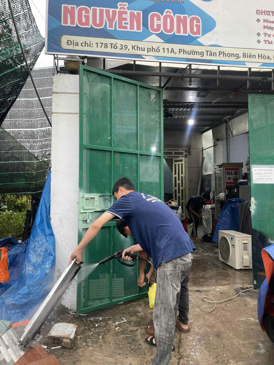 Vệ Sinh Máy Lạnh Giá Rẻ Tại Đồng Nai