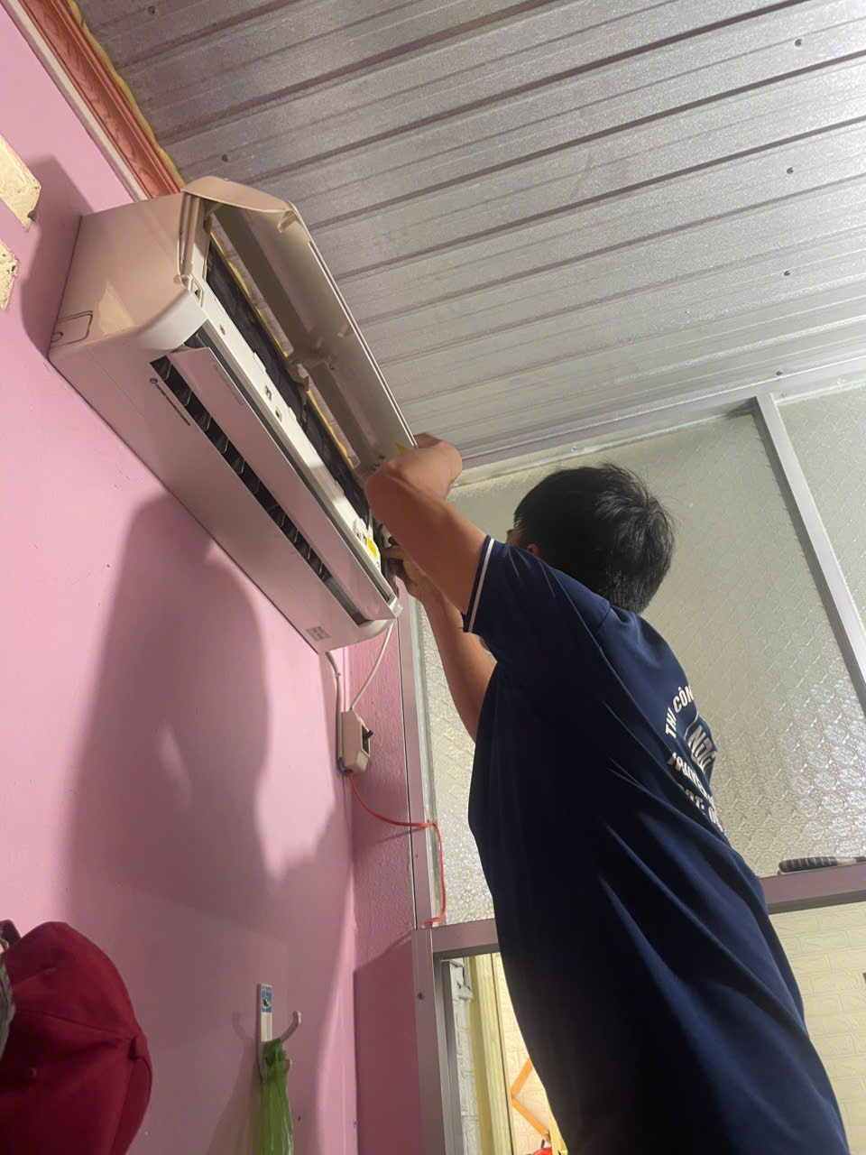 Sửa Máy Lạnh Khẩn Cấp Đồng Nai